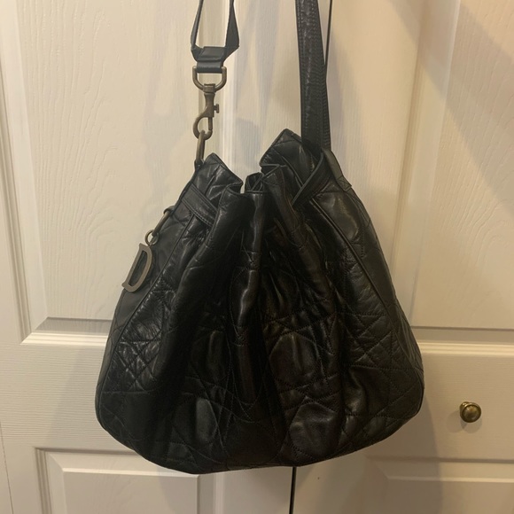 DIOR BLACK LAMBSKIN CANNAGE DRAWSTRING BAG - Picture 4 of 16